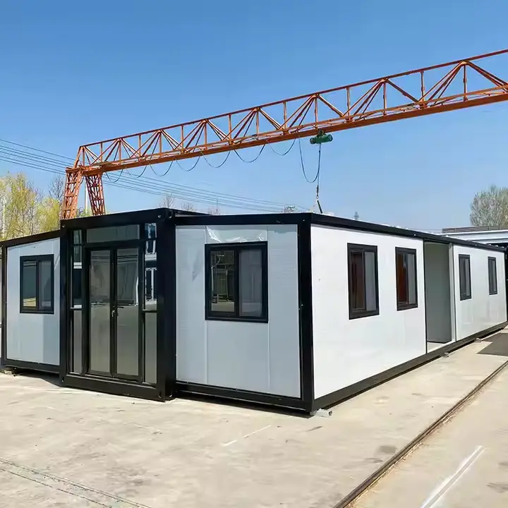 Expandable Container House